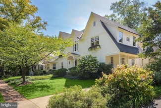 8 E Melrose St, Chevy Chase, MD 20815
