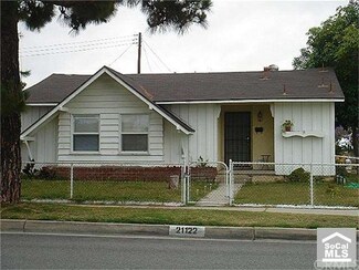 21122 Alburtis Ave, Lakewood, CA 90715