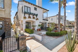 410 .5 Goldenrod Ave Unit B, Corona Del Mar, CA 92625