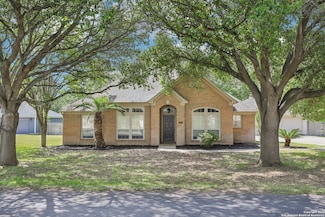 251 Las Brisas Blvd, Seguin, TX 78155
