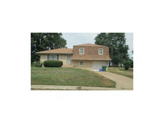 9 Hi View Ridge Dr, Archie, MO 64725