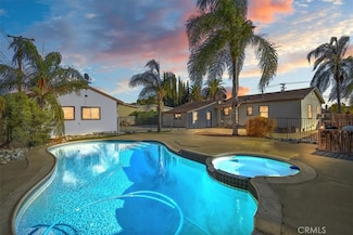 543 E Juanita Ave, Glendora, CA 91740