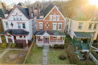 5498 Hays St, Pittsburgh, PA 15206