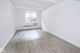 345 E 54th St Unit C, New York, NY 10022