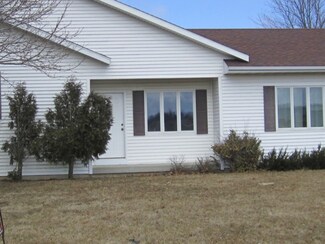 6327 Il Route 72, Kirkland, IL 60146