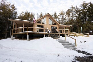 25 Beech River Cir, Center Ossipee, NH 03814
