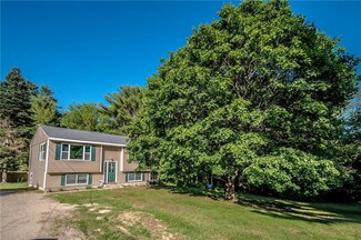 121 New Settlement Rd, Hiram, ME 04041