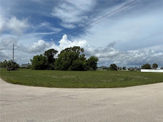 3424 NW 41st Place, Cape Coral, FL 33993