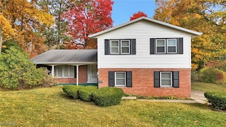 2055 Random Dr, Mansfield, OH 44904