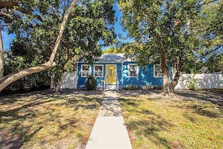 115 35th Ave NE, Saint Petersburg, FL 33704