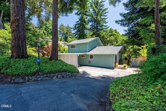 550 Debbie Dr, Boulder Creek, CA 95006