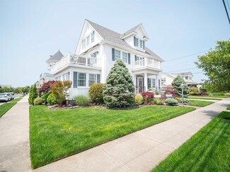 8703 Atlantic Ave, Margate City, NJ 08402
