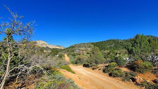 Crestline Ave, Alton, UT 84741