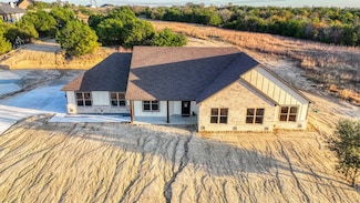 505 Hackamore Ct, Weatherford, TX 76088