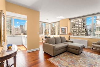 100 Riverside Blvd Unit 19G, New York, NY 10069