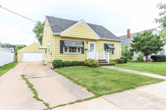 1625 S Adams St, Appleton, WI 54915