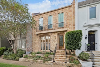 7530 Del Monte Dr, Houston, TX 77063