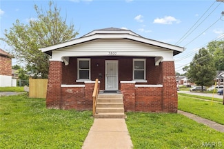 3800 Oakridge Blvd, Saint Louis, MO 63121