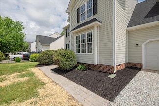 5337 Fairpines Ln, North Chesterfield, VA 23234