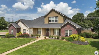 14 Lone Star Pkwy, Texarkana, TX 75503