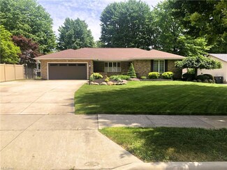 463 Hilbish Ave, Akron, OH 44312