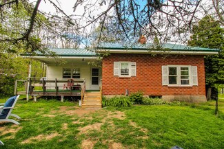 1350 Pushaw Rd, Glenburn, ME 04401