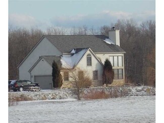 6484 Graham Rd, Mount Vernon, OH 43050