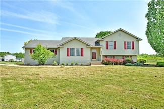 4800 Miller Rd S, Bristolville, OH 44402
