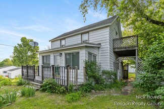 914 James St, Belding, MI 48809