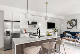 122 Washington St Unit 28, Weymouth, MA 02188