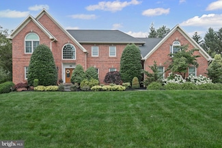 3618 Golfview Dr, Mechanicsburg, PA 17050