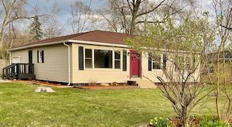 7447 Dakota St, Merrillville, IN 46410
