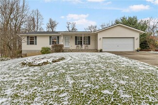 10366 Delway St NW, Canal Fulton, OH 44614