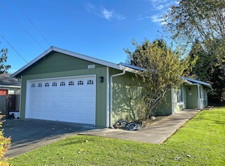 3548 18th St, Eureka, CA 95501