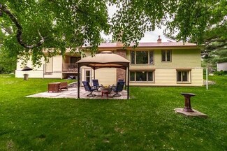 1663 Victoria Rd S, Saint Paul, MN 55118