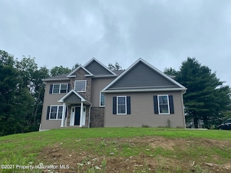 343 Forest Rd, Mountain Top, PA 18707