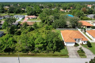 10 Fairchild Ln, Palm Coast, FL 32137