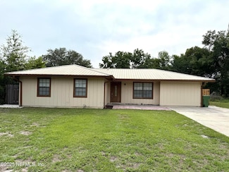 120 Zeagler Dr, Palatka, FL 32177