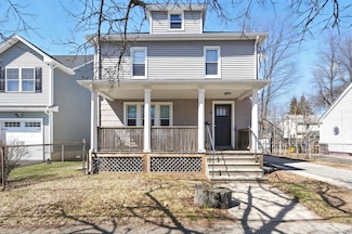 10 Wilber St, Springfield, MA 01104