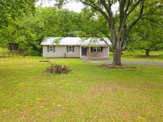 577 County Road 1805, Holly Pond, AL 35083