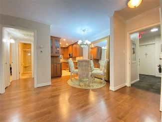 2601 Bellefontaine St, Houston, TX 77025