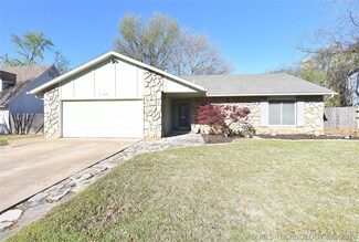 7104 S Cedar Ave, Broken Arrow, OK 74011