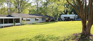 120 Frazier St, Woodruff, SC 29388
