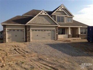 11314 Blue Sedge Ct, Roanoke, IN 46783