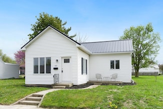 410 E Silver St, Bluffton, IN 46714