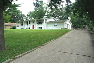 1021 Myrtle Ave, Dixon, IL 61021