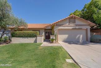 1226 E Greenway Cir, Mesa, AZ 85203
