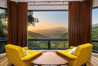 5150 E Camino Cielo, Santa Barbara, CA 93105