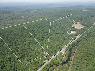 302 Boston Rd, Palmer, MA 01069