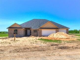 2205 E Cover Ln, Stillwater, OK 74074